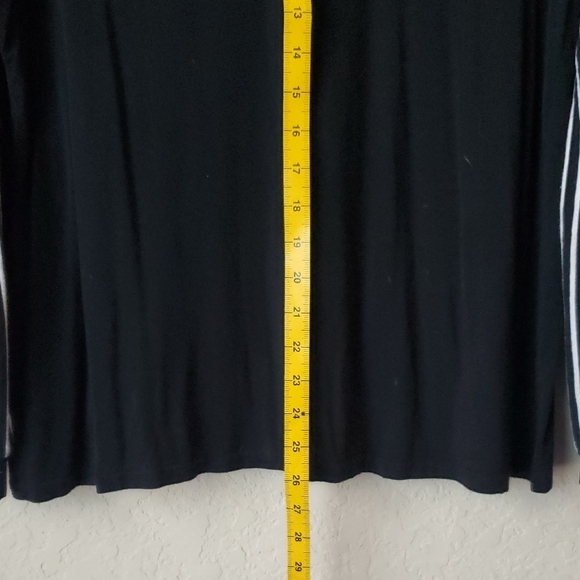 20W Black and White Striped Top - Picture 5 of 6